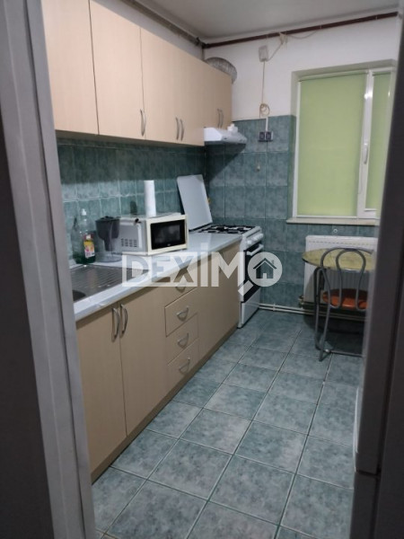 Apartament 3 Camere - Circular - Tomis Nord - Rustic -  Centrala Pe Gaze