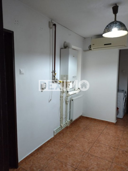 Apartament 3 Camere - Circular - Tomis Nord - Rustic -  Centrala Pe Gaze