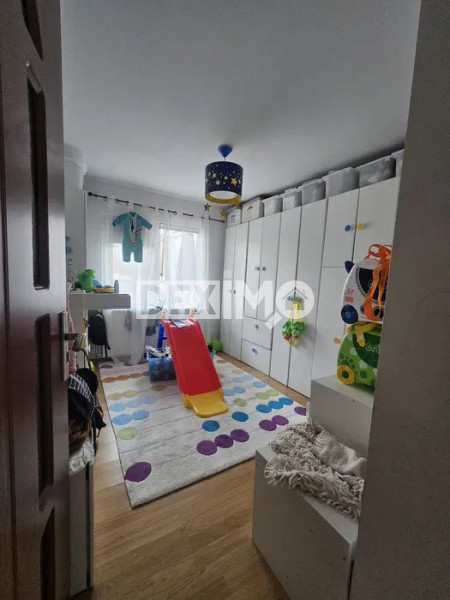 LAZU-CASA 4 CAMERE DESCHIDERE 12 M RENOVATA 