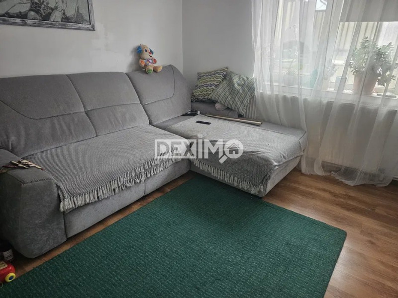 LAZU-CASA 4 CAMERE DESCHIDERE 12 M RENOVATA 