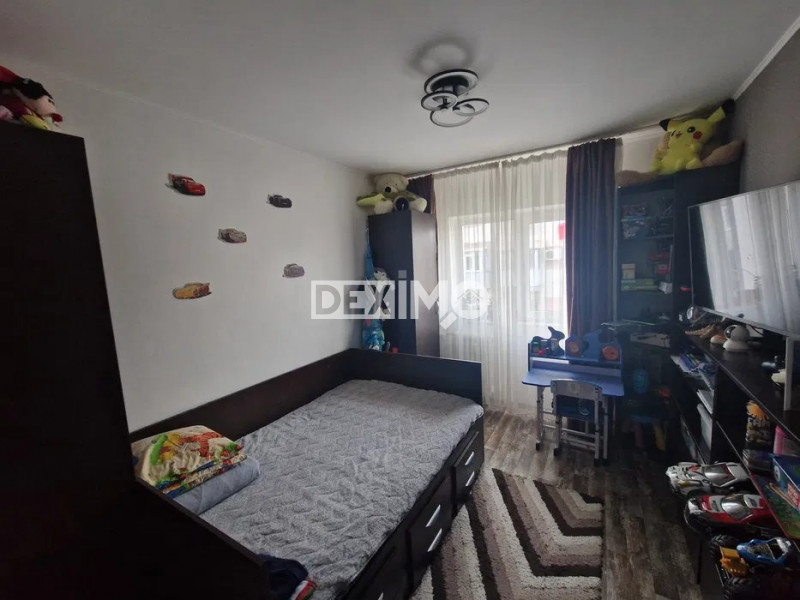 Apartament 3 Camere - Zona CET - Etaj 3 - Mobilat Complet