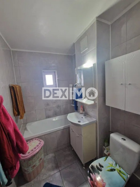 Apartament 3 Camere - Zona CET - Etaj 3 - Mobilat Complet