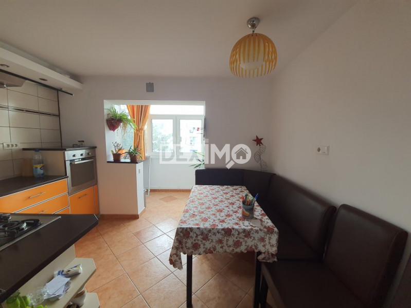 Apartament 3 Camere - Zona Tomis III - Gaze - Mobilat