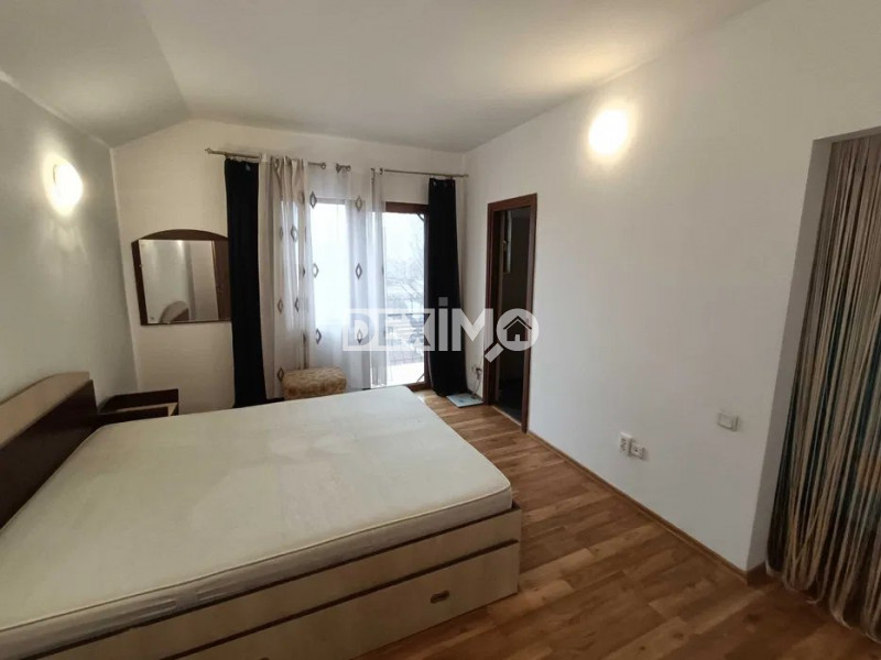 Vila Dubla - Perfecta Pentru Doua Familii - La Cheie !!!