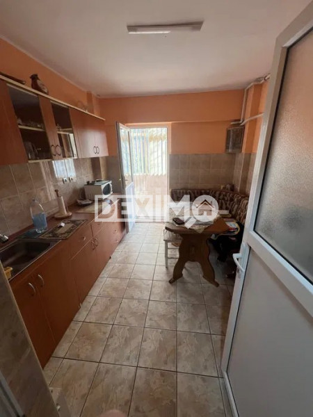 FALEZA NORD-APARTAMENT CU 2 CAMERE DECOMANDATE ET 1 CENTRALA GAZE