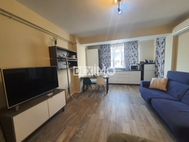 MAMAIA NORD - WHITE TOWER-STUDIO LA DOI PASI DE PLAJA