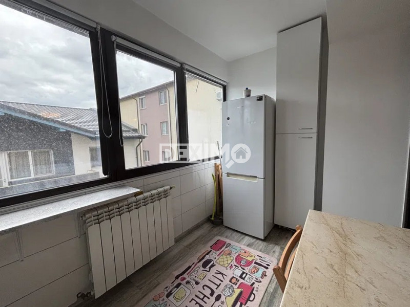 COMPOZITORI - APARTAMENT CU 2 CAMERE RENOVAT LOC PARCARE 