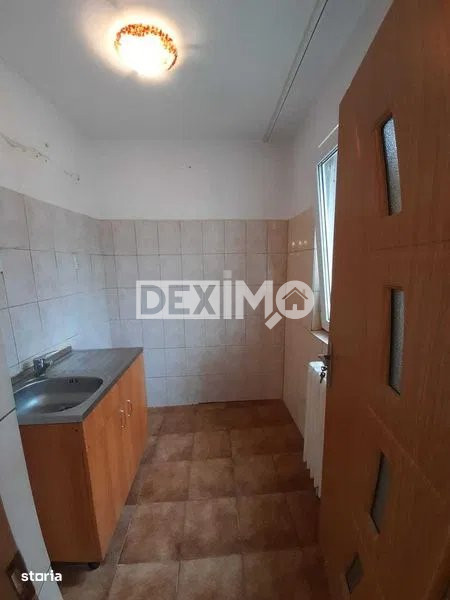 ETAJ 2 !!! SCOALA 8-APARTAMENT CU 2 CAMERE 