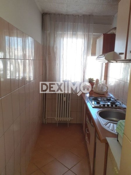 Apartament 2 Camere Semidecomandate - Zona Inel II - Etaj 4