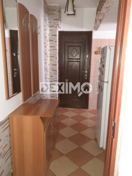 Apartament 2 Camere Semidecomandate - Zona Inel II - Etaj 4