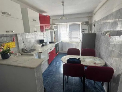 ICIL-CASA DE CULTURA-APARTAMENT CU 3 CAMERE MOBILAT CENTRALA GAZE