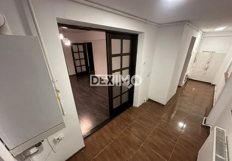 FALEZA NORD-APARTAMENT CU 3 CAMERE DECOMANDATE CENTRALA GAZE