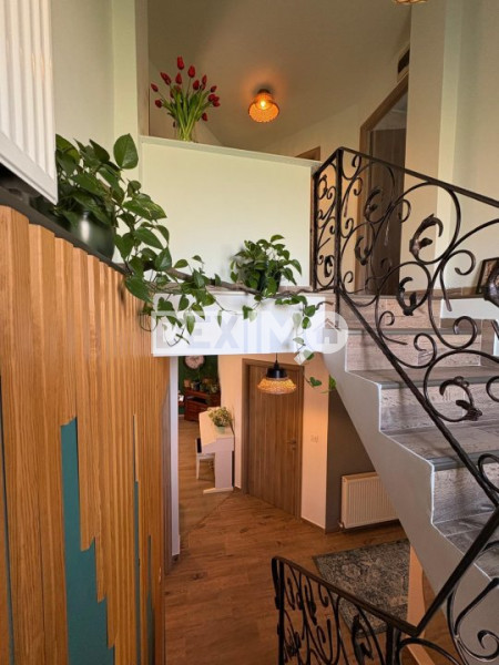 Vila 5 Camere - Curte Amenajata - Constructie 2010 - Cumpana