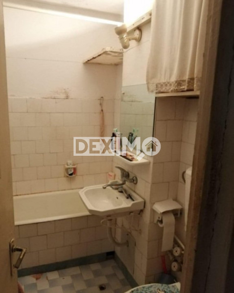 Oportunitate! FAR-Apartament cu 2 camere, decomandat 58 mp