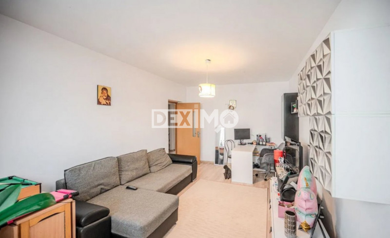 City Mall- Ap 3 camere decomandat – Etaj 2- Centrală gaze-Parcare-Vedere dubla