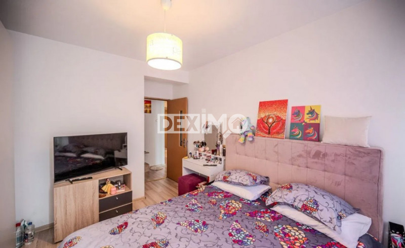 City Mall- Ap 3 camere decomandat – Etaj 2- Centrală gaze-Parcare-Vedere dubla