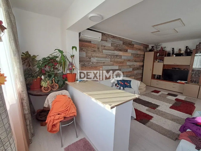 TOMIS NORD-CIRESICA 3 CAMERE DECOMANDATE CENTRALA GAZE