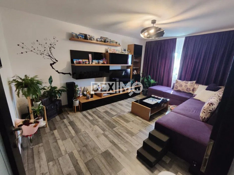 POARTA 6-APARTAMENT CU 3 CAMERE MOBILAT CENTRALA GAZE LOC PARCARE