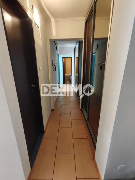 POARTA 6-APARTAMENT CU 3 CAMERE MOBILAT CENTRALA GAZE LOC PARCARE