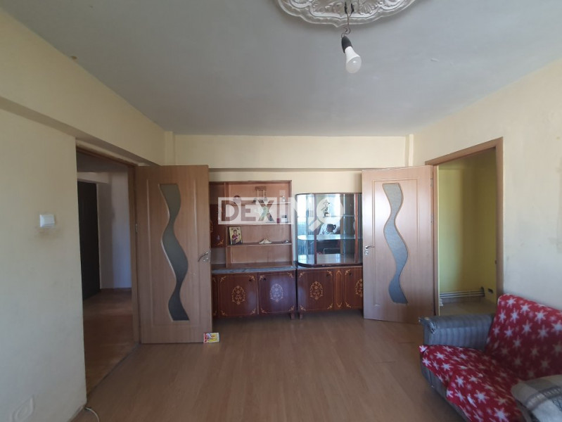 OCAZIE!!! FAR-KM 4 APARTAMENT CU 3 CAMERE CENTRALA GAZE