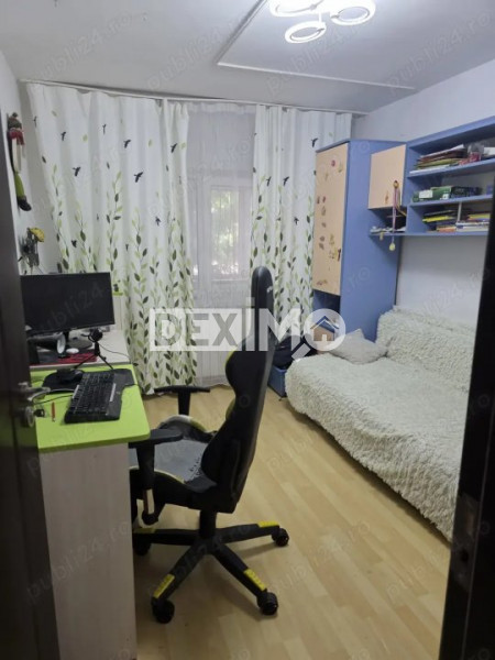 INEL II-ELIBERARII APARTAMENT CU 3 CAMERE CENTRALA GAZE