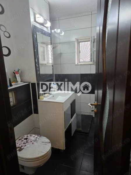 INEL II-ELIBERARII APARTAMENT CU 3 CAMERE CENTRALA GAZE