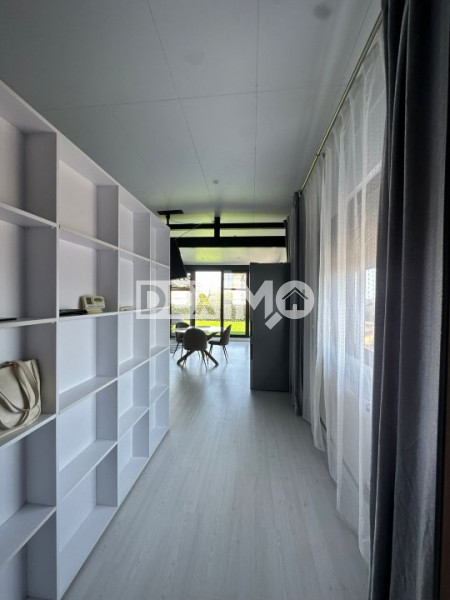STUDIO MODERN CU TERASA GENEROASA 77 MP  113.000 EUR