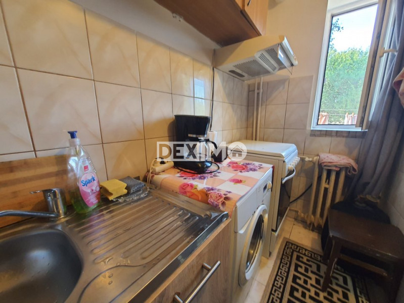 ENERGIA-COMPOZITORI GARSONIERA MOBILATA SI UTILATA