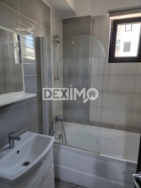 OCAZIE-TOMIS PLUS APARTAMENT MOBILAT SI UTILAT-LOC PARCARE