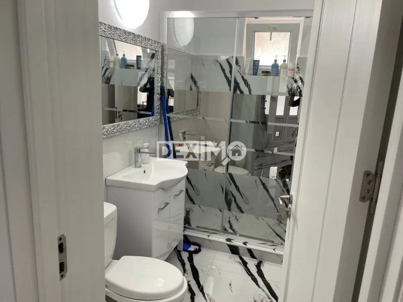 Vila Ovidiu Sud - La Doi Pasi De Lac - Ocazie !!!