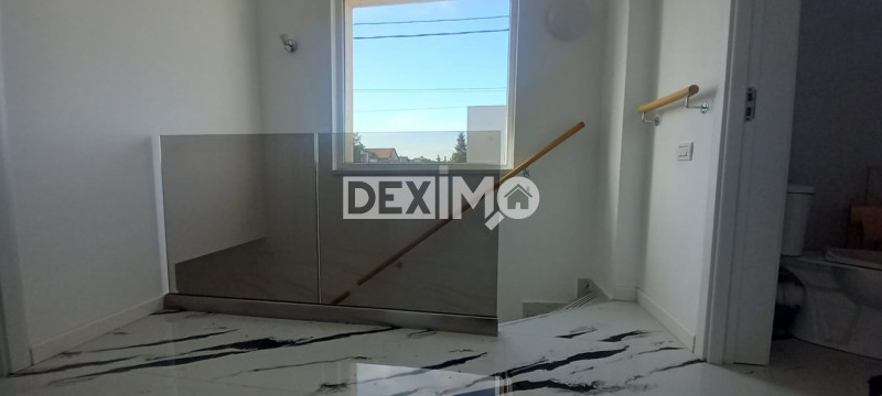 Vila Ovidiu Sud - La Doi Pasi De Lac - Ocazie !!!