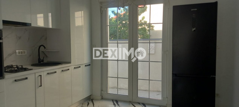 Vila Ovidiu Sud - La Doi Pasi De Lac - Ocazie !!!