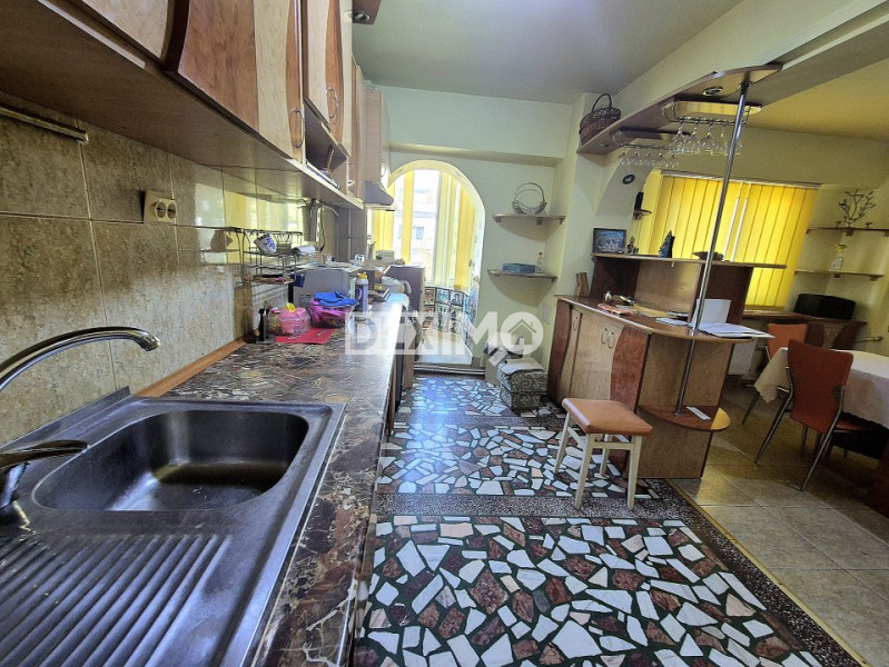 Apartament 3 Camere - Pozitie De Exceptie - Zona Trocadero