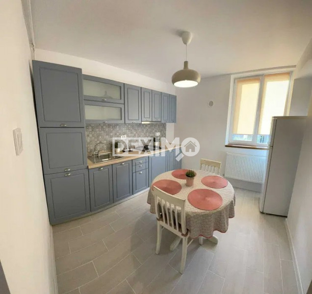 Apartament Centru - 2 Camere La Cheie - Zona de Case