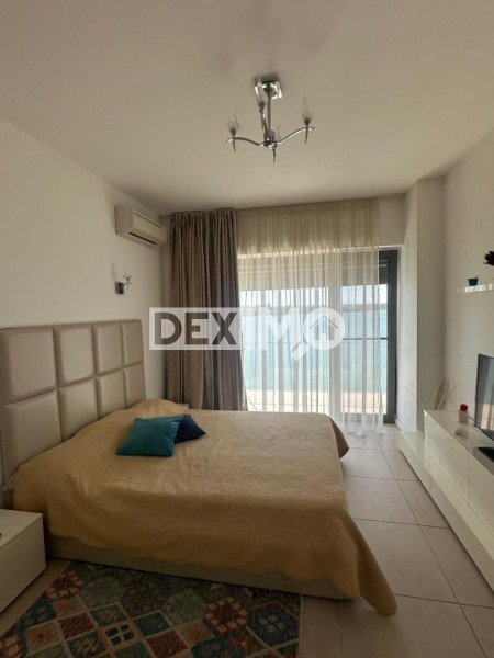  Vedere Frontala La Lac - Loc Parcare - Termen Lung