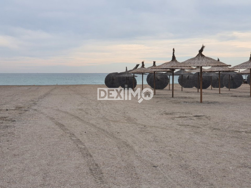 OCAZIE! MAMAIA-SUMMERLAND STUDIO MOBILAT SI UTILAT MODERN VEDERE CATRE MARE