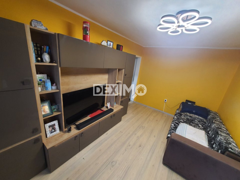 OCAZIE!!! INEL II-SALVARE APARTAMENT CU 2 CAMERE CENTRALA PE GAZE