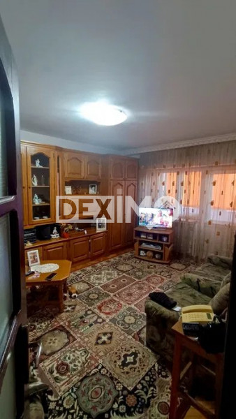 TOMIS III-ANAF ET 3 APARTAMENT CU 3 CAMERE MOBILAT CENTRALA GAZE