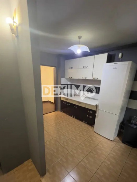 POARTA 6-APARTAMENT 2 CAMERE DECOMANDAT CENTRALA GAZE