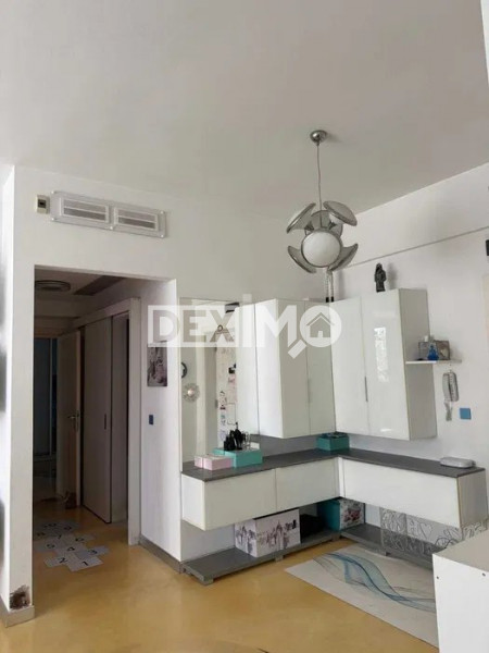 KM 4 -APARTAMENT 3 CAMERE 2 BALCOANE MODERN, SPATIOS SI LUMINOS-BLOC NOU