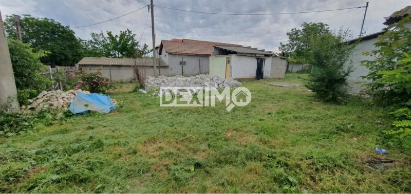 Teren Palazu Mare - Utilitati La Poarta 