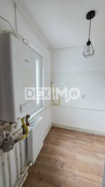 Apartament La Cheie - Renovat Complet - Zona Scoala 8