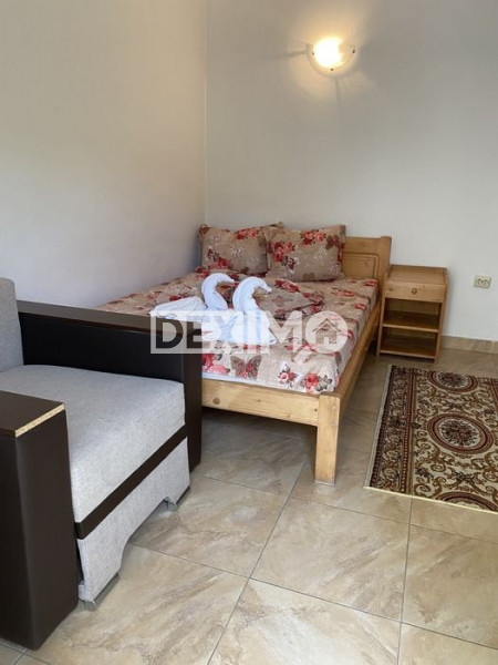 Vila 27 Camere - Localitatea Costinesti - 100m De Plaja