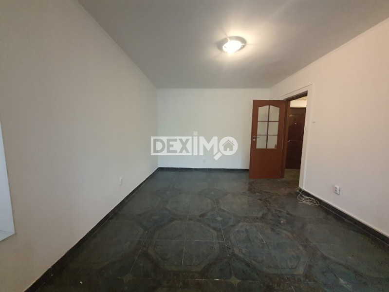 TOMIS NORD-CIRESICA-APARTAMENT CU 3 CAMERE DECOMANDAT 68 MP