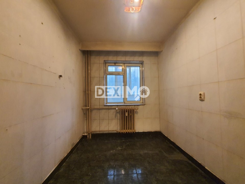 TOMIS NORD-CIRESICA-APARTAMENT CU 3 CAMERE DECOMANDAT 68 MP