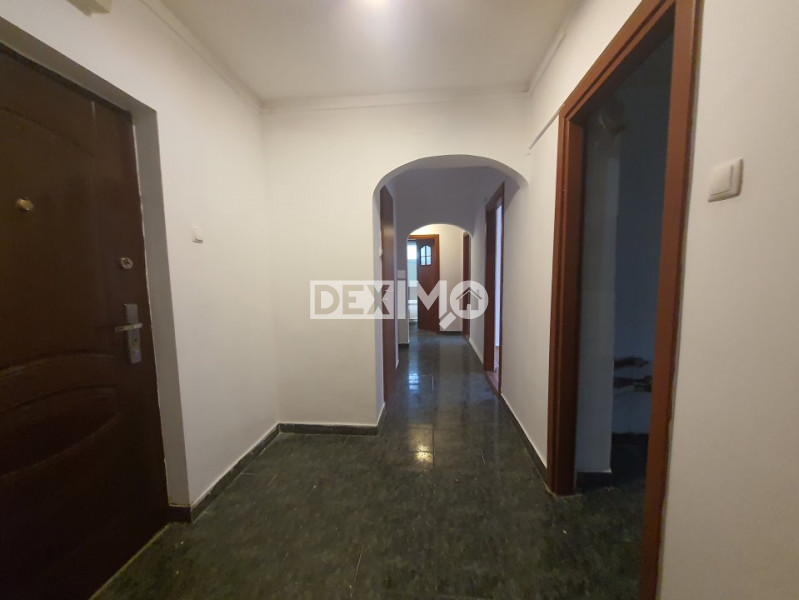 TOMIS NORD-CIRESICA-APARTAMENT CU 3 CAMERE DECOMANDAT 68 MP