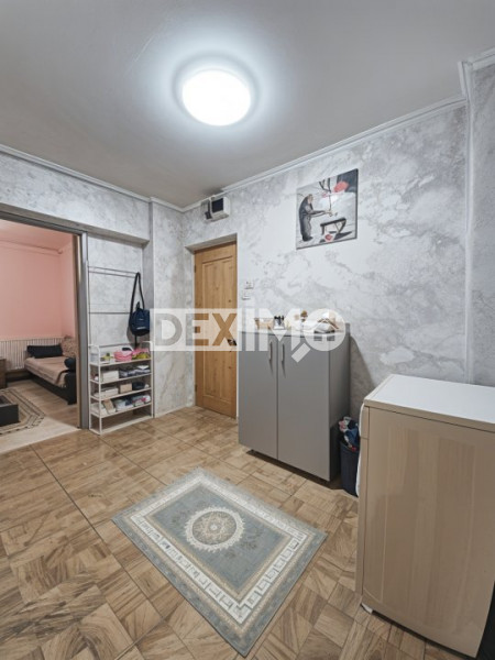 VICTORIA-APARTAMENT CU 2 CAMERE MOBILAT CENTRALA GAZE