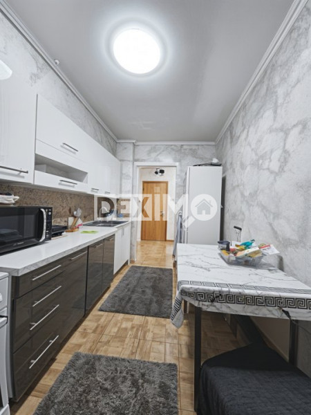 VICTORIA-APARTAMENT CU 2 CAMERE MOBILAT CENTRALA GAZE