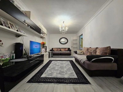 VICTORIA-APARTAMENT CU 2 CAMERE MOBILAT CENTRALA GAZE