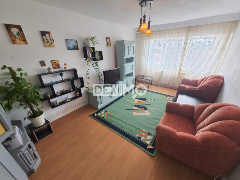 FALEZA NORD-CONSILIERI-APARTAMENT CU 3 CAMERE VEDERE CATRE MARE